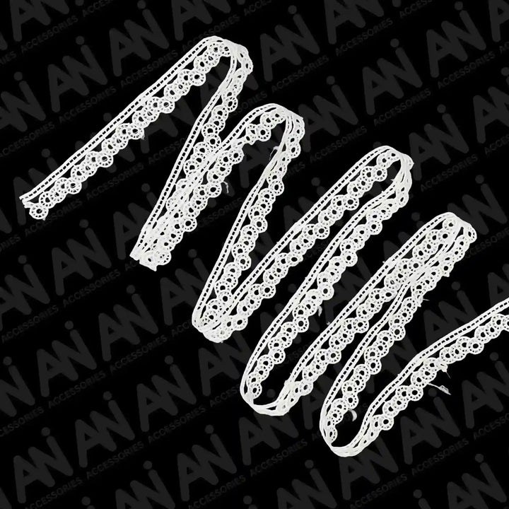 Scalloped Round Medallion Lace Trim | 2 meter