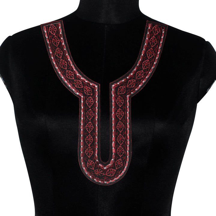 Embroidery U-Shaped Scoop Neckline Yoke