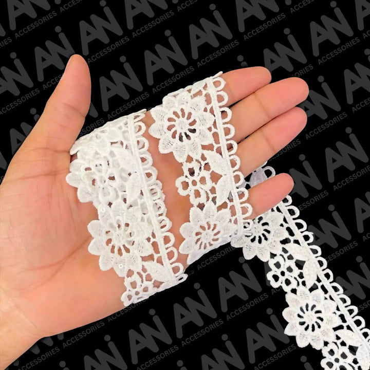 Beautiful Floral leaves Lace Trim | 2 Meter