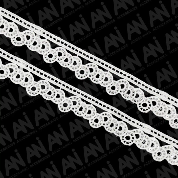 Scalloped Round Medallion Lace Trim | 2 meter