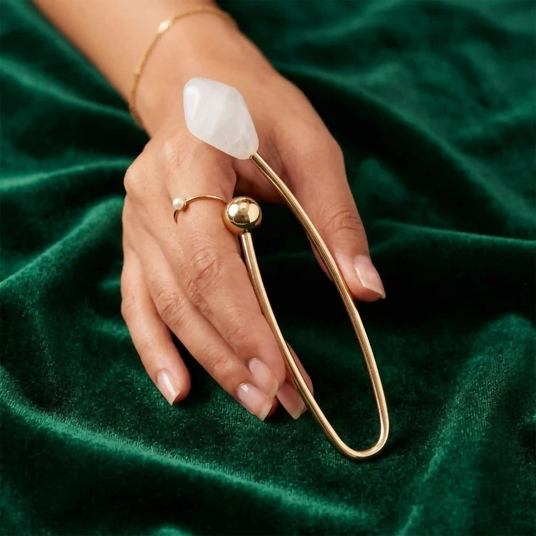Baroque Pearl Open Wire Brooch