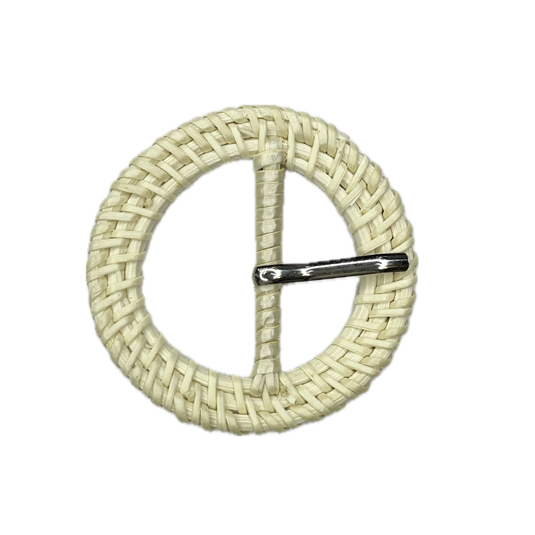 Woven Wonder Raffia buckle for Versatile Fashion Picks