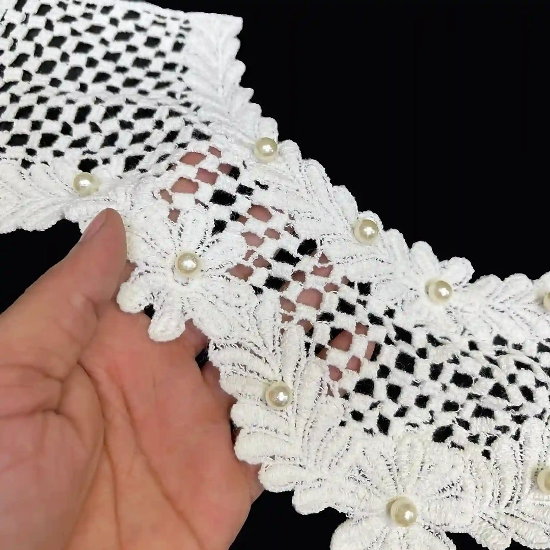 Honeycomb Style Floral Pearl Yoke