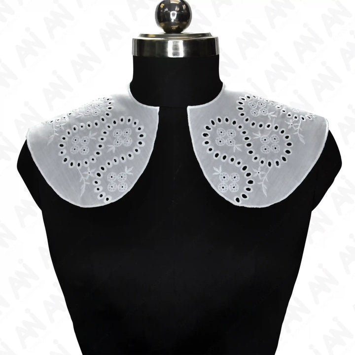 Puritan Neck Collar