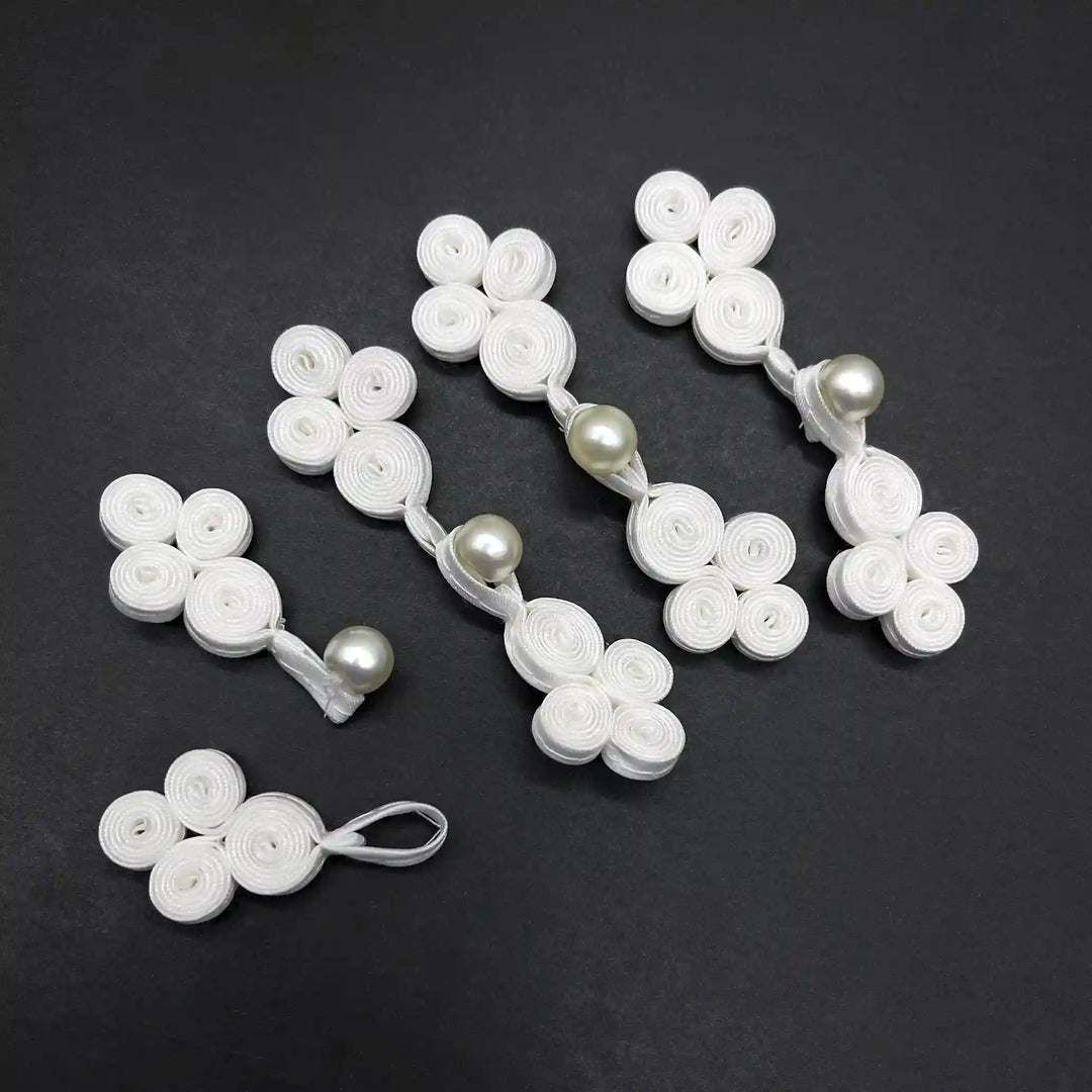 Pearl-Accented Pankou Buttons