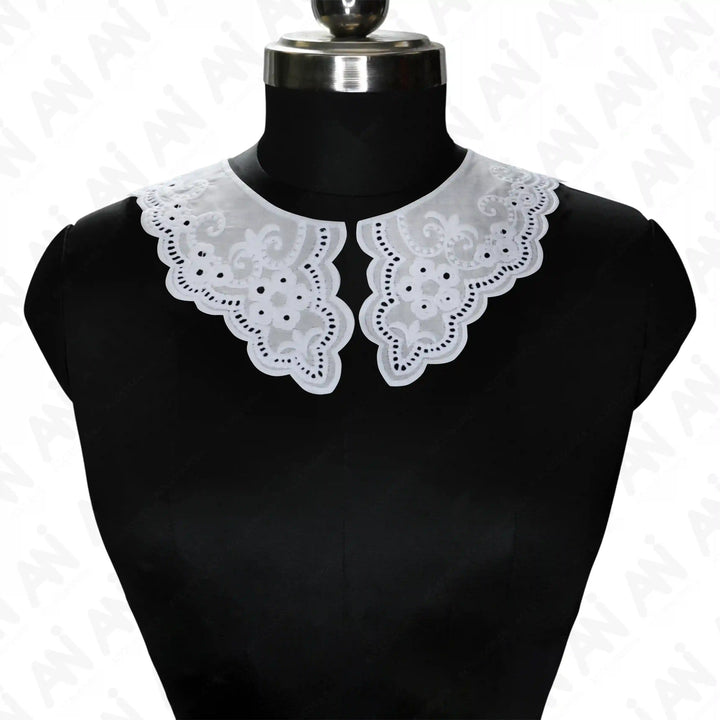 Broderie Anglaise Collar