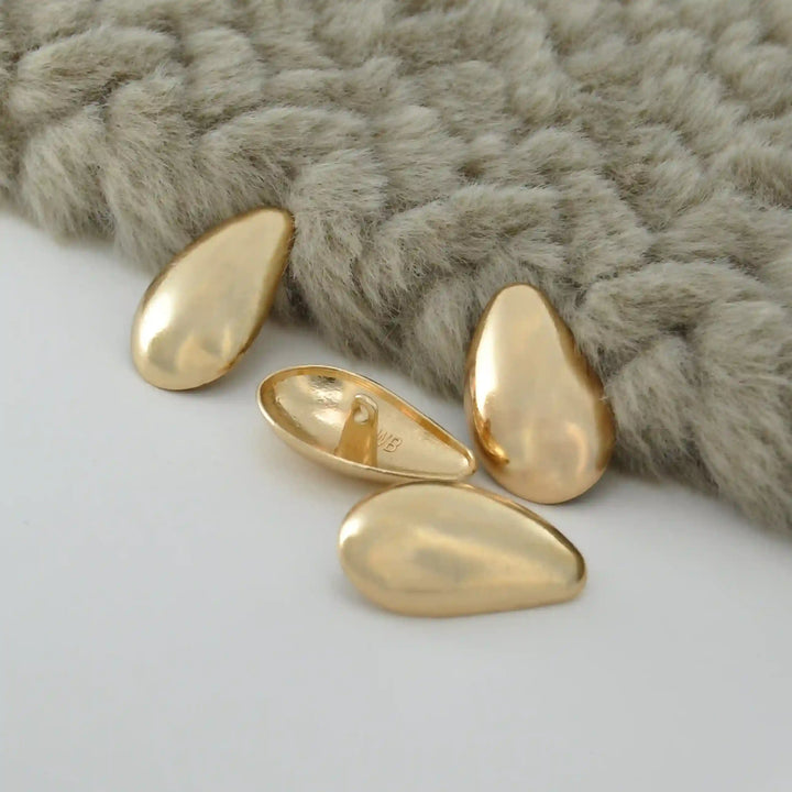 Dewdrop Shank Buttons | 33mm(52L)