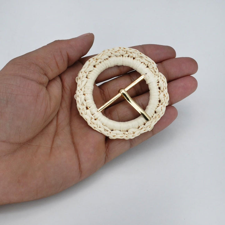 Handwoven Natural Straw Round Raffia Buckle