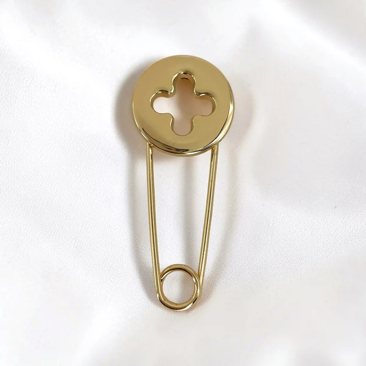 Decorative Kilt Brooch Pin