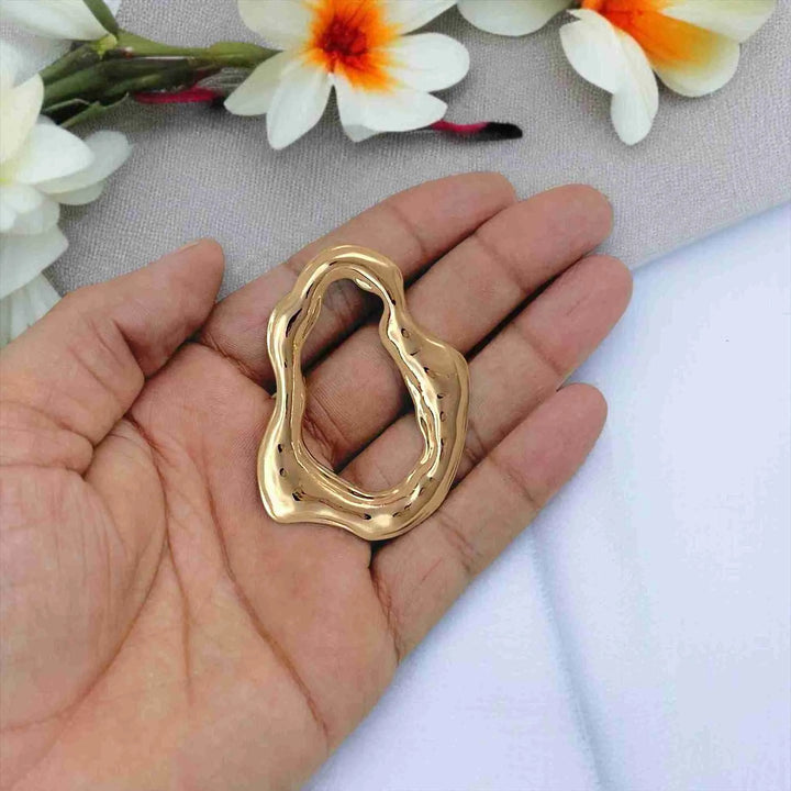 Freeform Abstract Buckle