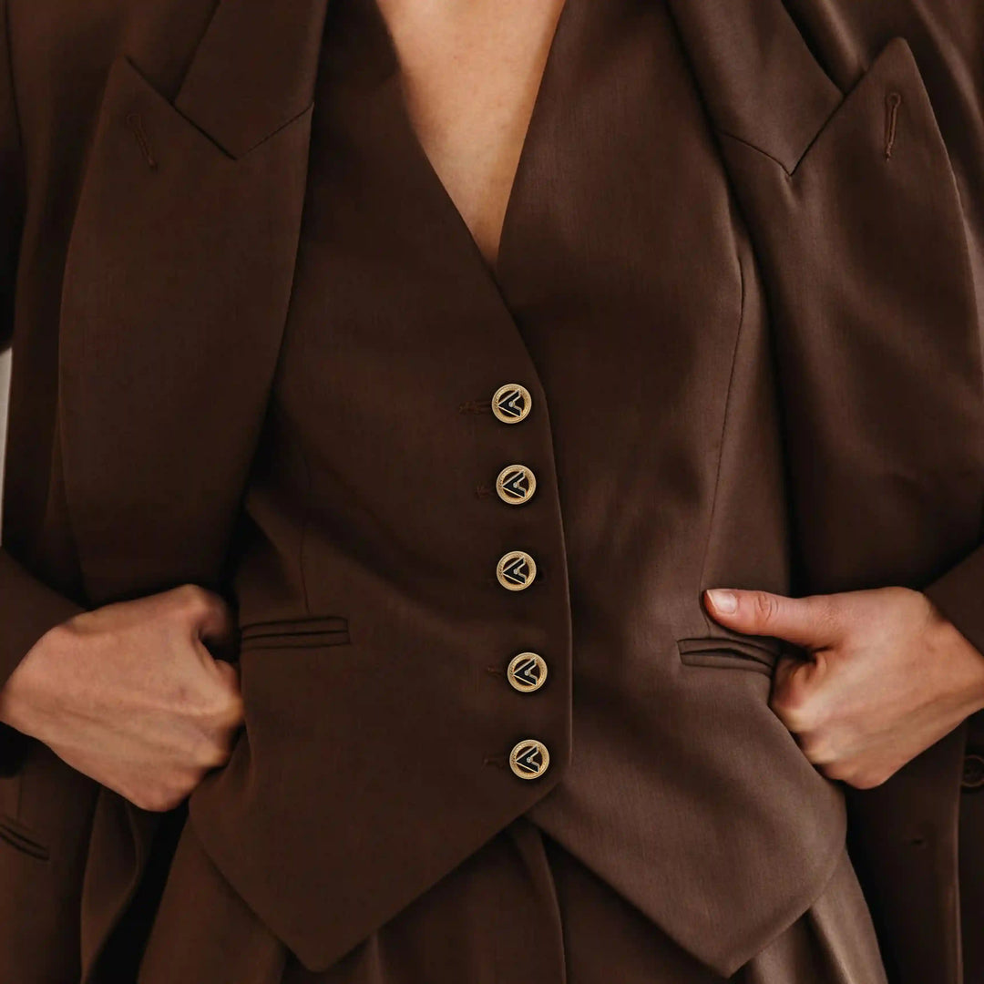 Letter V Metal Buttons | 18mm (28L), 20mm (31L) & 23mm (36L)