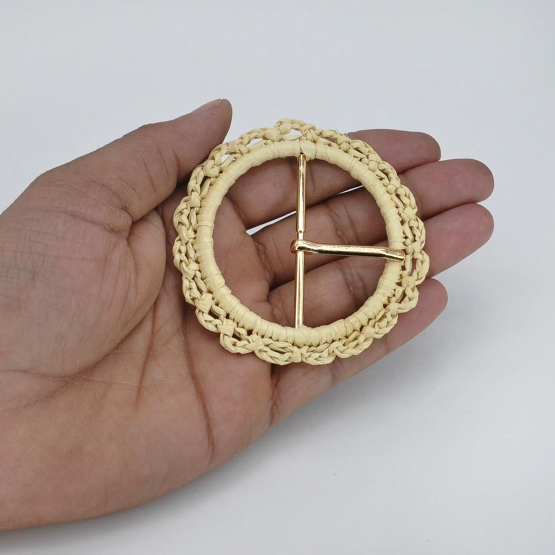Handwoven Natural Straw Round Raffia Buckle