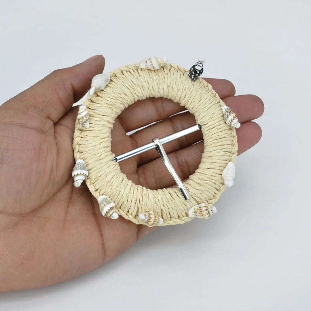 Artisan Straw Circle Raffia Buckle | 3.3 inches (8.3cm)