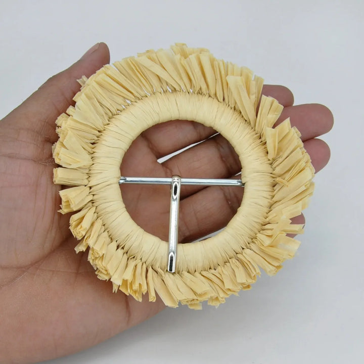 Cream Raffia Fringed Round Buckle | 4.1 inches (10.5cm)