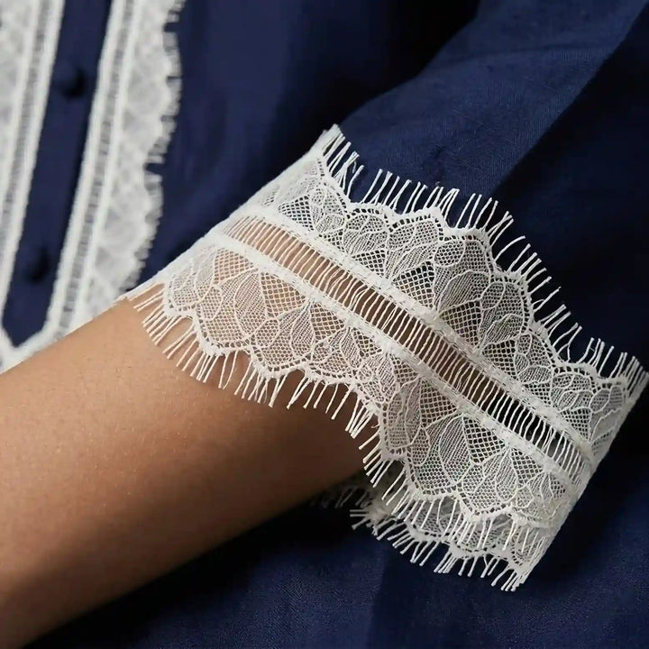 Modern Botanical Mesh Eyelash Edging