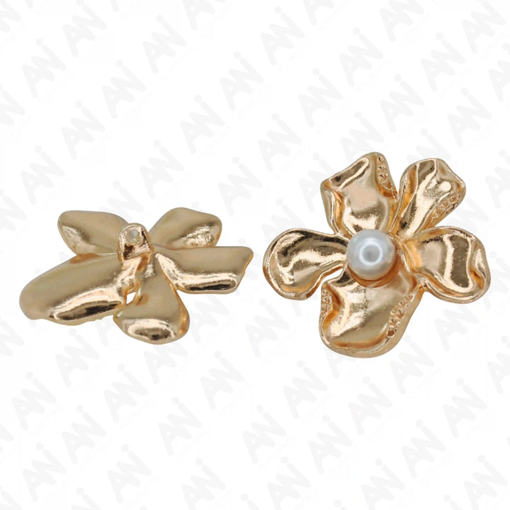 Floral Pearl Buttons