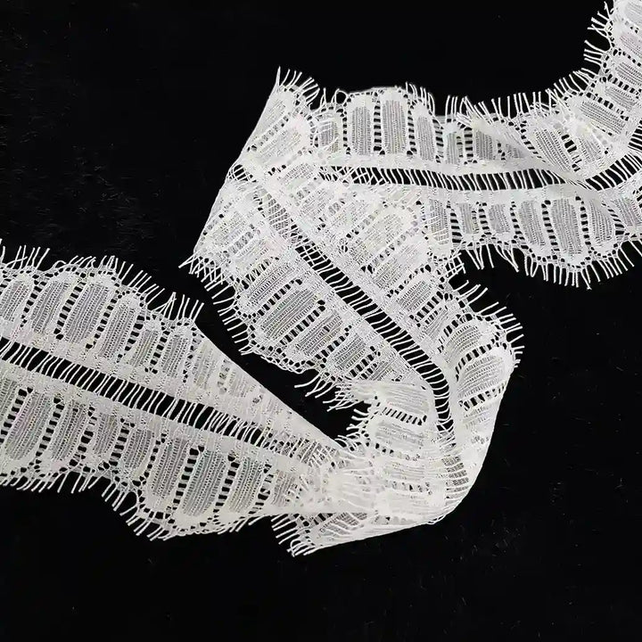 Arched Pillar Eyelash Lace Trim