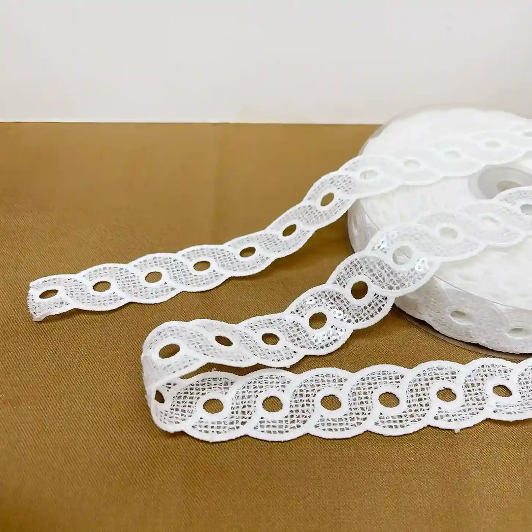 White Geometric Ring Border | SKU-K605