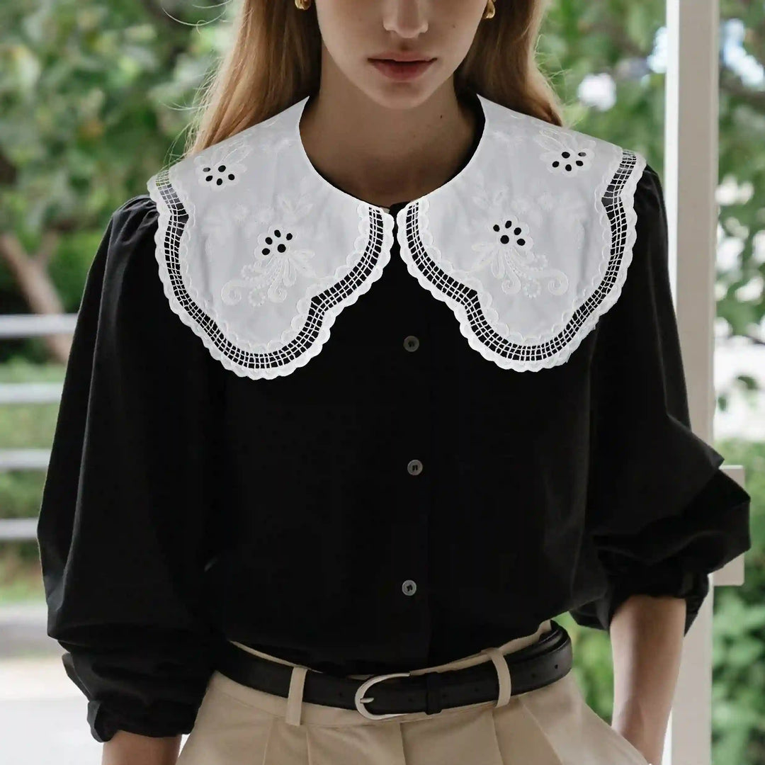 Cutwork Floral Style Peterpan Collar