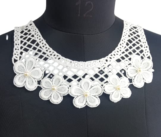 Five Flower With Each Pearl Neckline