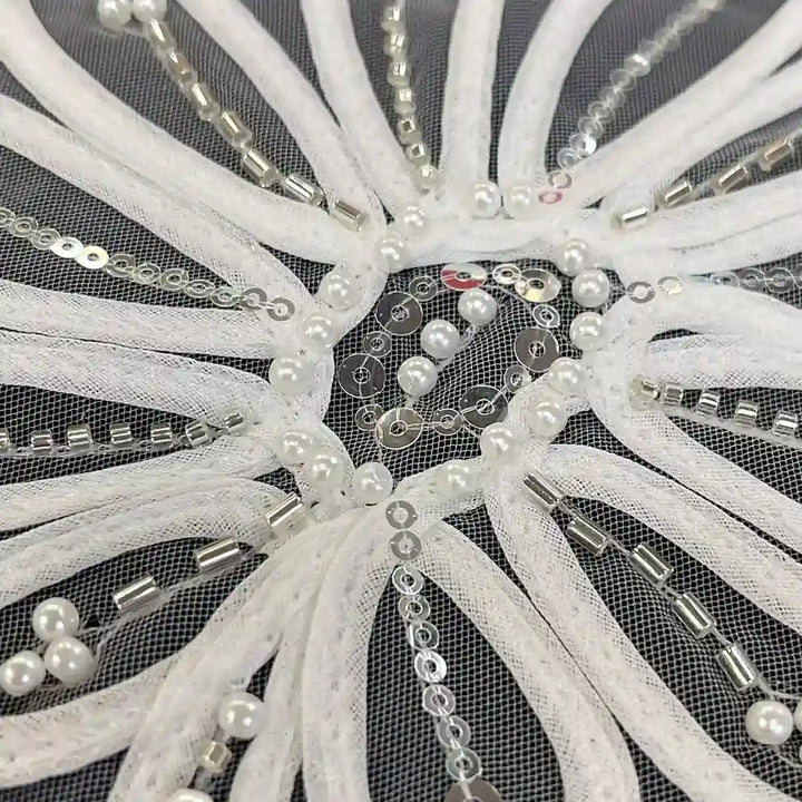 Delicate Floral Scallop Eyelash Trim Patch