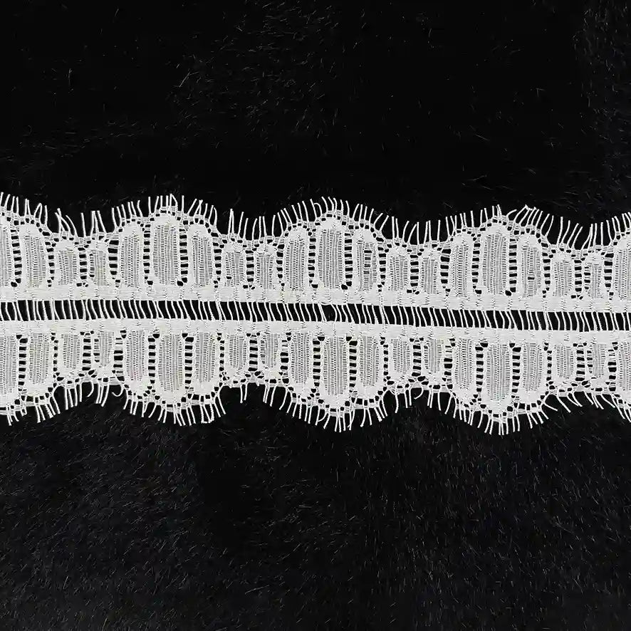 Arched Pillar Eyelash Lace Trim