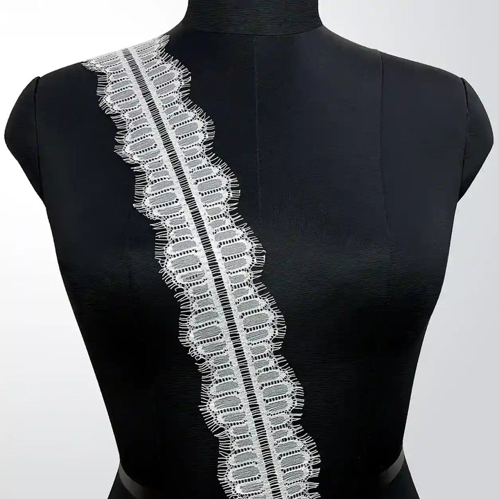 Arched Pillar Eyelash Lace Trim