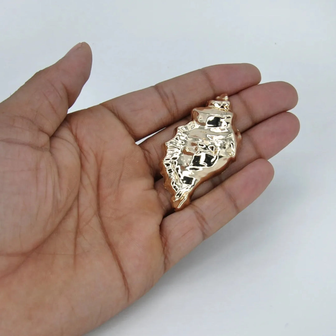 Metallic Gold Shell Shape Shank Button | 28mm x 55mm (86L)