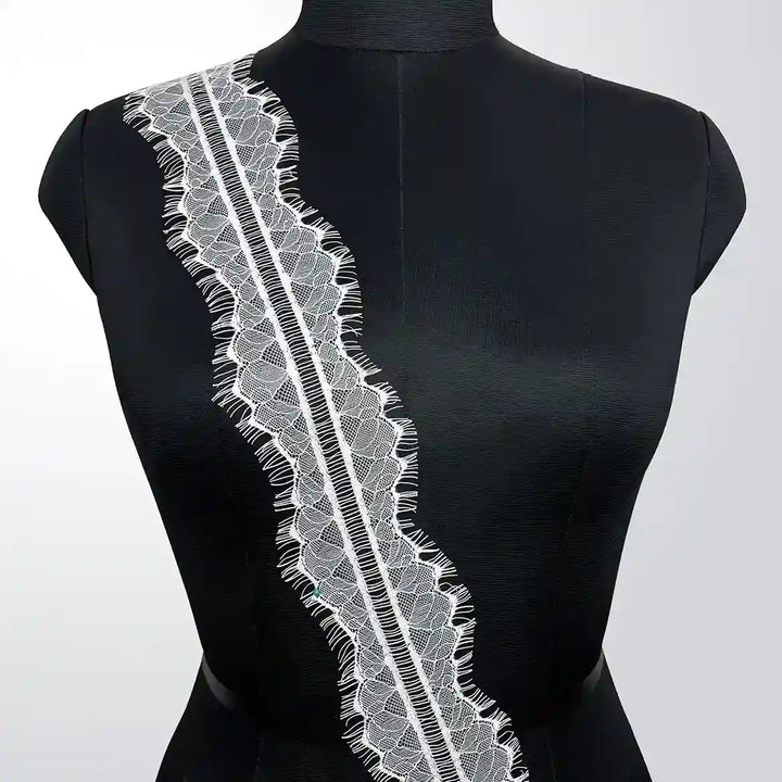 Modern Botanical Mesh Eyelash Edging