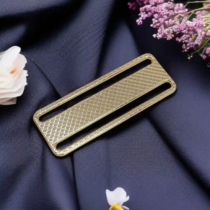 Quilted Texture Buckle