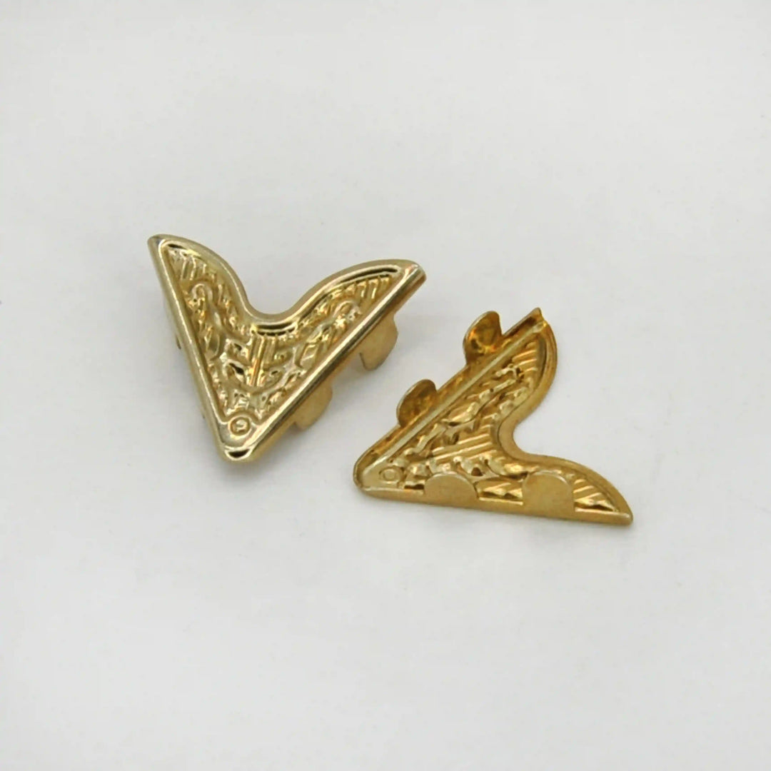 Engraved Western Filigree Collar Tip