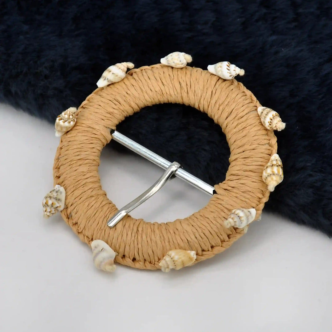 Woven Scalloped Raffia Buckle