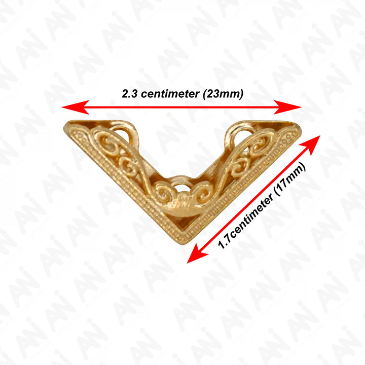 Stylish Golden Elegance Collar Tip