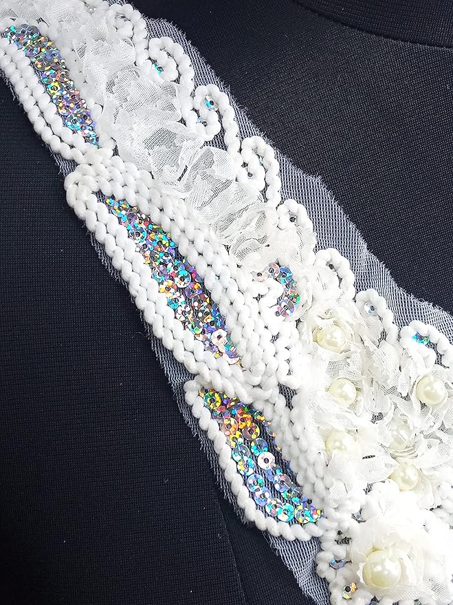 Sequins Pearl Design Neckline