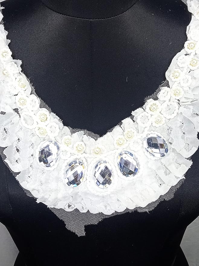 Floral Oval Diamond Luxury Neckline