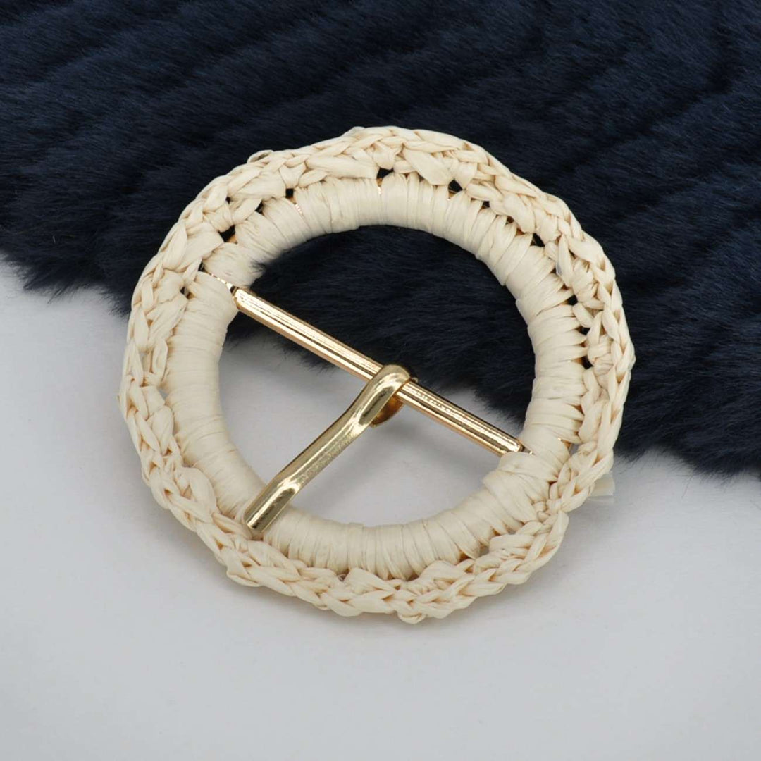 Handwoven Natural Straw Round Raffia Buckle