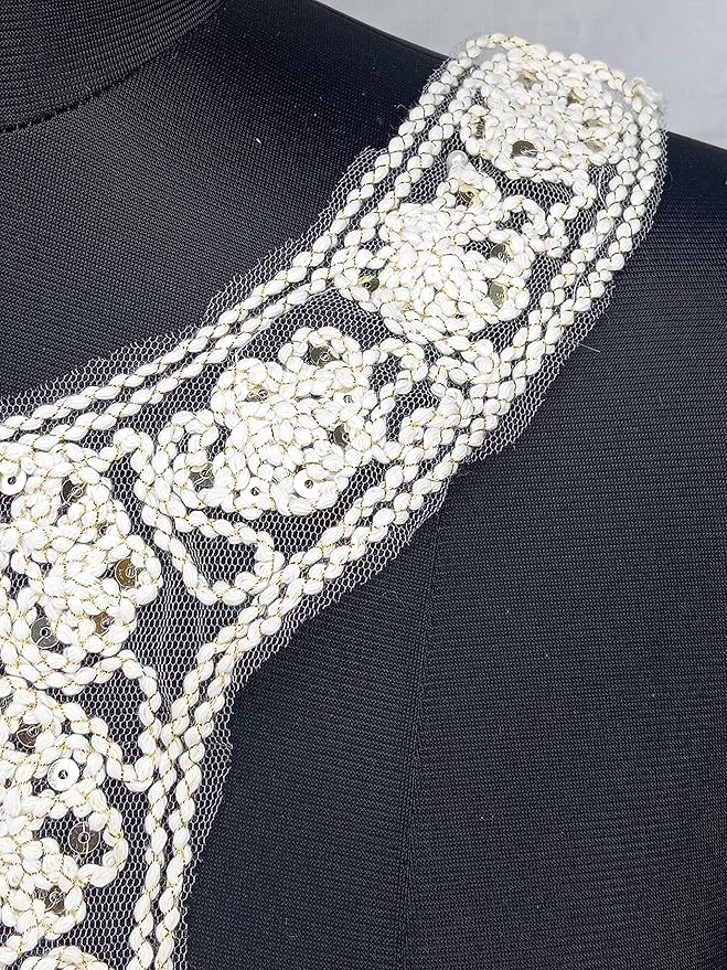 Exquisite Rope Style Lace Yoke