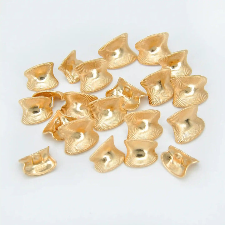 Stylized Shell Metal Button | 15mm & 24mm