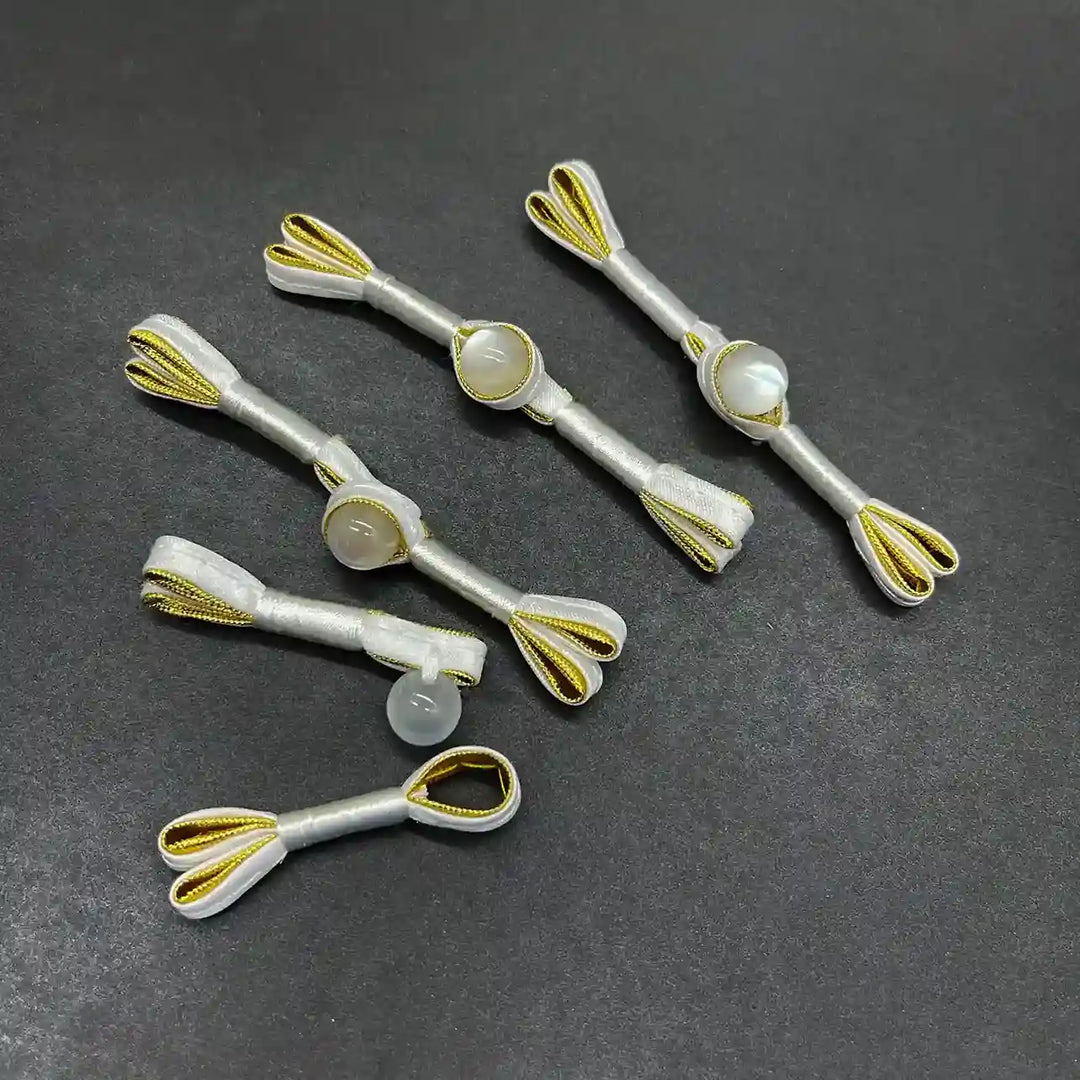 Pearl Frog Closure Buttons