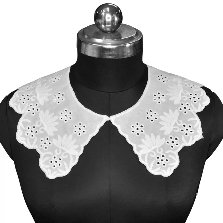 Ani Accessories Edwardian era Peter Pan collar with vintage inspired rounded design for dresses and blouses