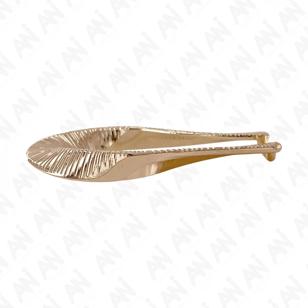 Ani Accessories Ember Weave Gold Buckle flat angle to show the thickness of the buckle in white background.