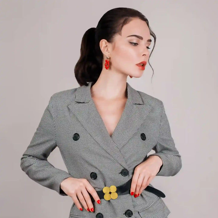 Ani Accessories Four Circle Metal Buckle on model black waist belt in the white background.