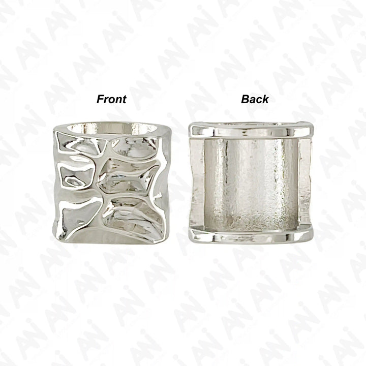 Ani Accessories Hammered Bead Metal Silver Buckle Zooming image in the white background.