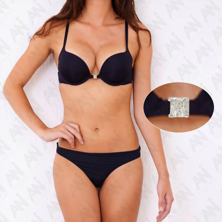 Ani Accessories Hammered Bead Metal Silver Buckle on the model black  bikini in the white background.