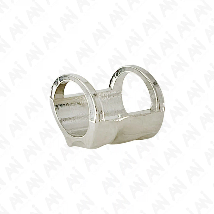 Ani Accessories Hammered Bead Metal Silver Buckle zooming side view of the buckle in the white background.