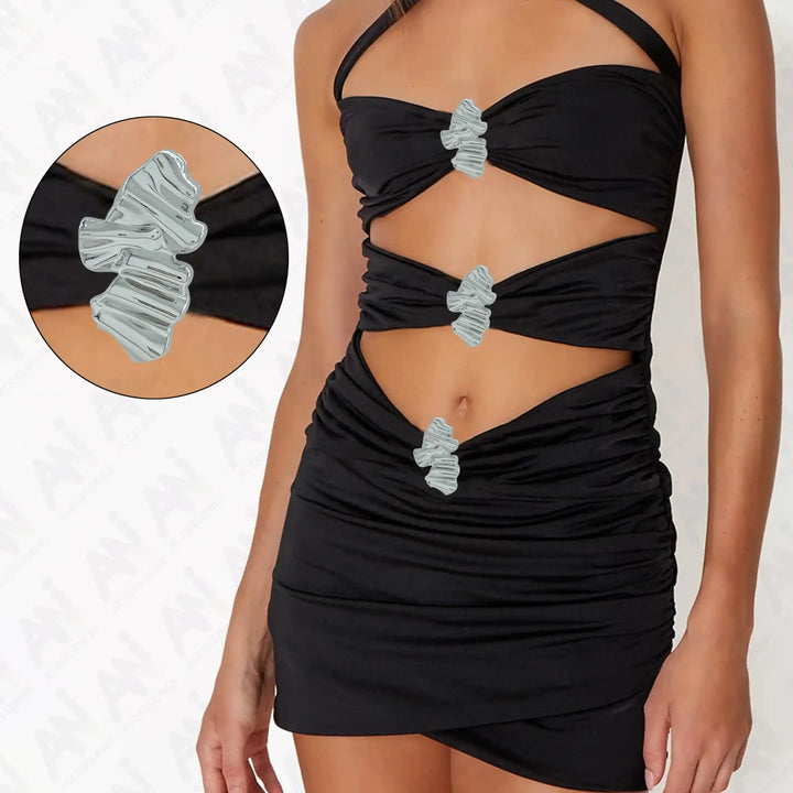 Ani Accessories Sculpted Silver Abstract Buckle  on the model black model dress on the white background.