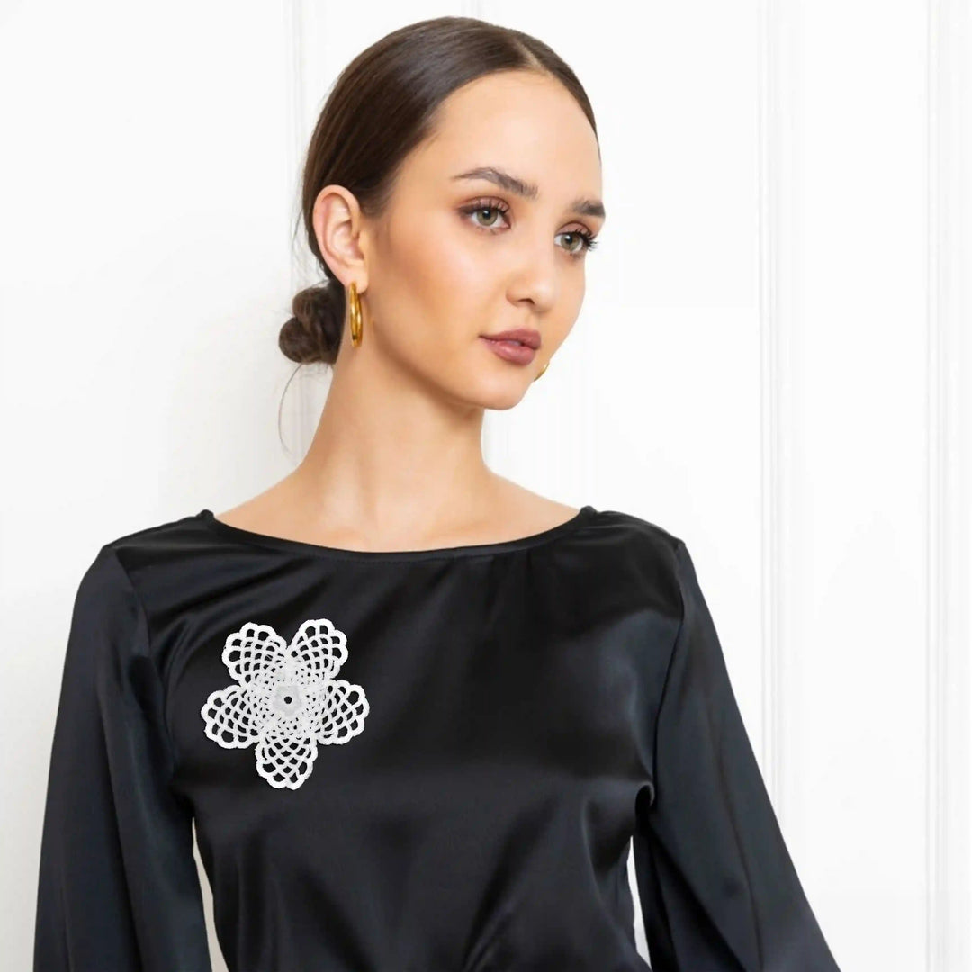 Ani Accessories beautiful floral cut work spun poly patch for saree kurti blouse applique sewing