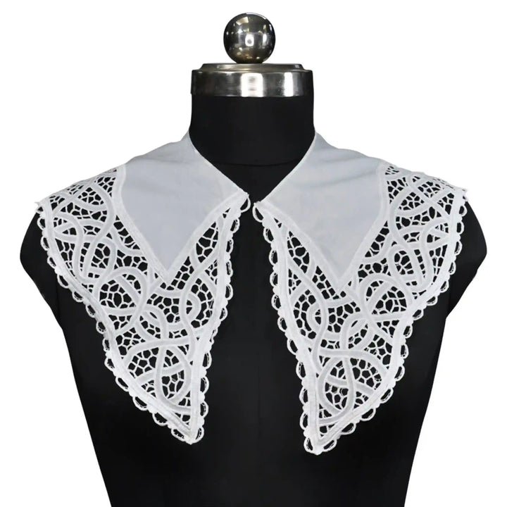Ani Accessories broderie anglaise Peter Pan collar with delicate eyelet embroidery for dresses and blouses
