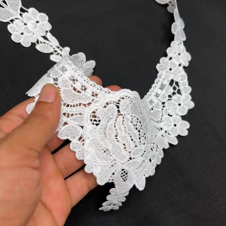 Ani Accessories contour line lace design crafted for dresses, blouses and stylish apparel embellishment.