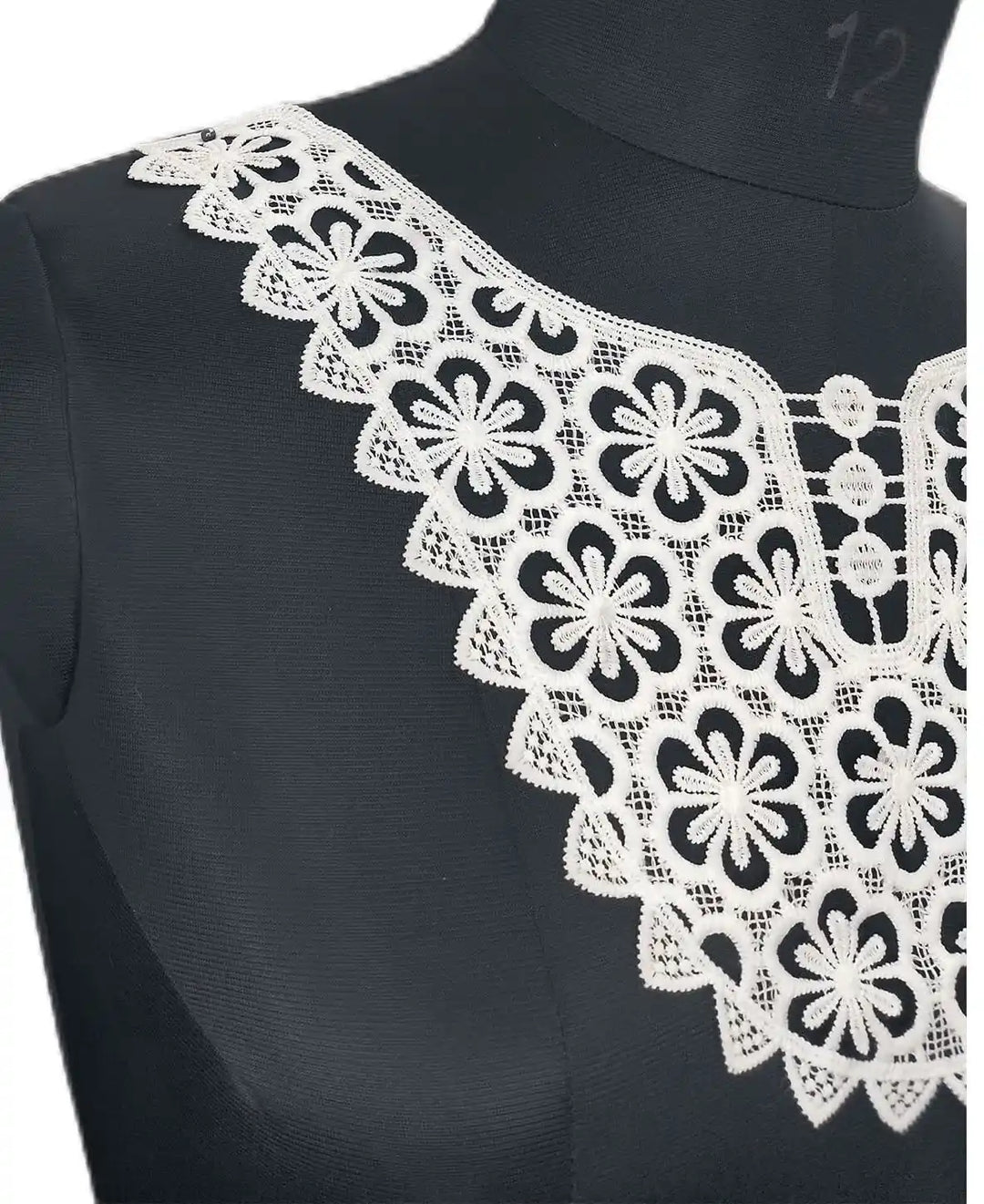 Ani Accessories elegant daisies flower design dyeable yoke for sewing on designer garments